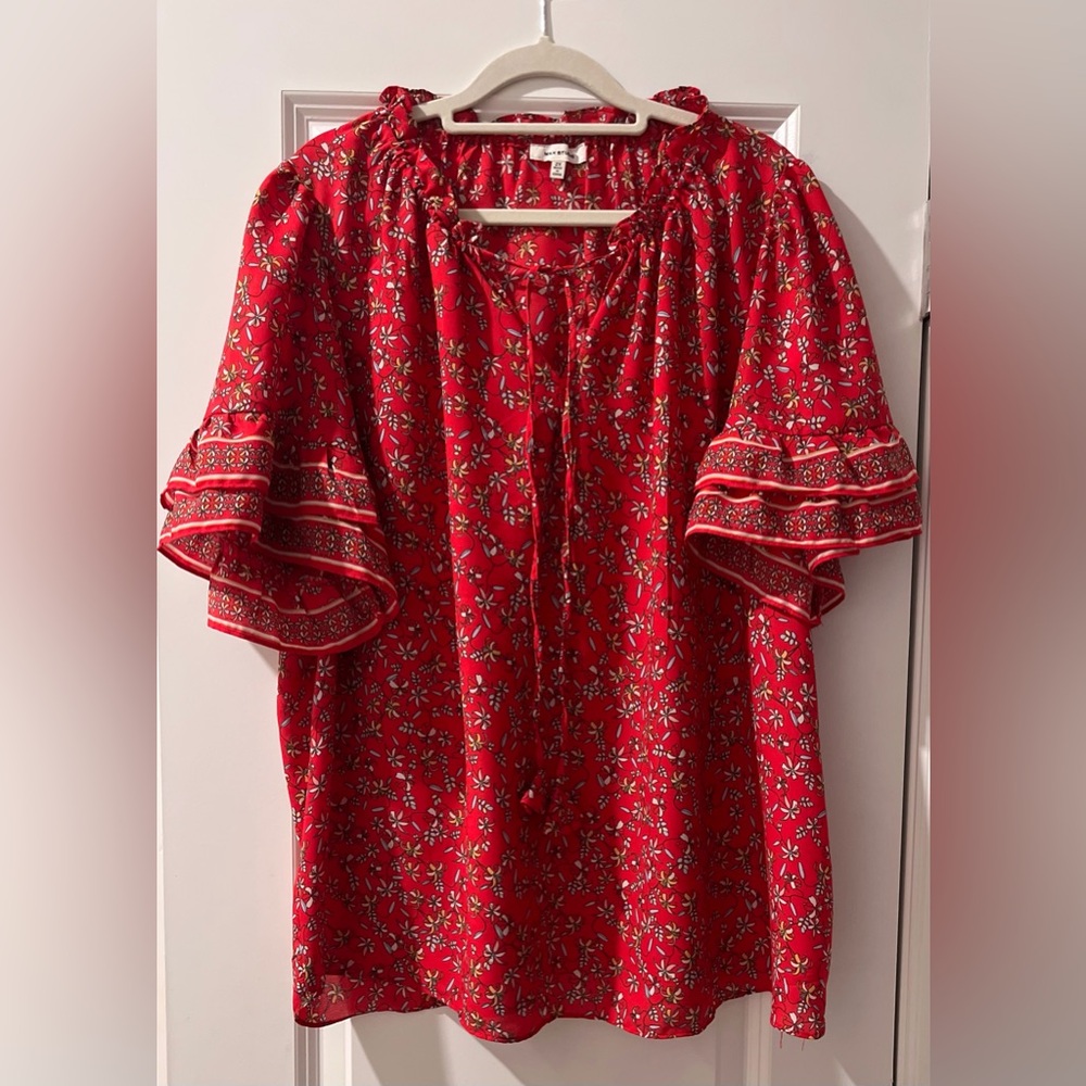 NWOT Max Studio Red Floral Tiered Ruffle Short Sleeve Blouse Top